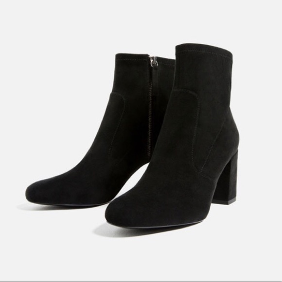 Like new Zara black faux suede heels booties shoe - Picture 1 of 2